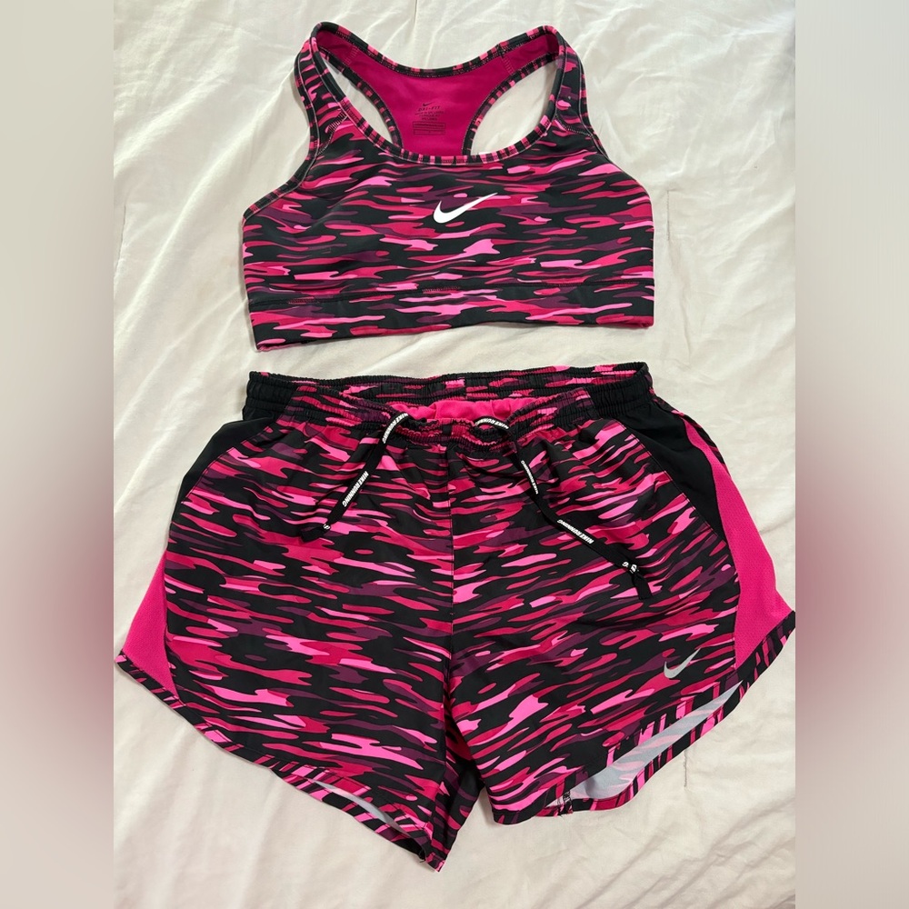 Nike DryFit Matching Set Sports Bra and Shorts